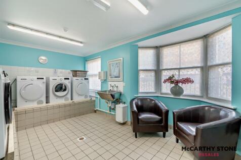 8610103-interior23-800.JPG