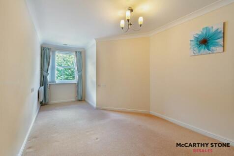8610103-interior02-800.JPG