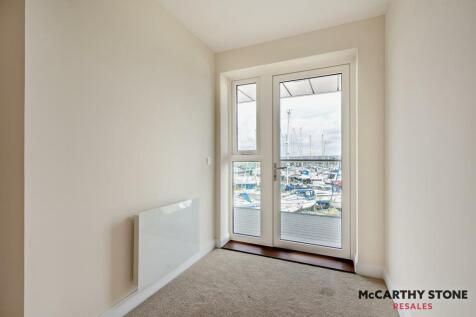8611719-interior09-800.JPG