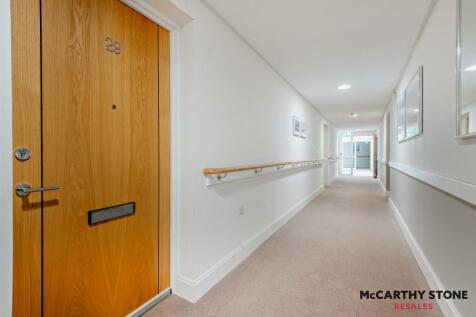 8615072-interior16-800.jpg