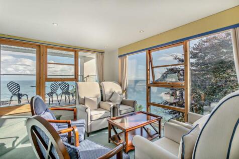 Homeowners Lounge