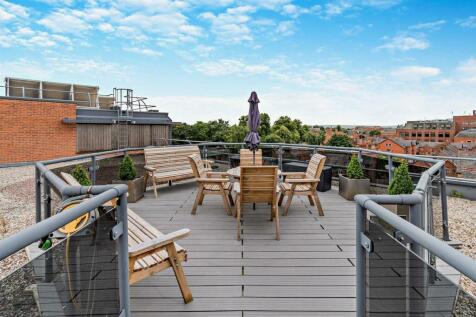 Forest Court Roof Terrace