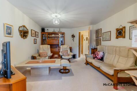 8616531-interior06.JPG
