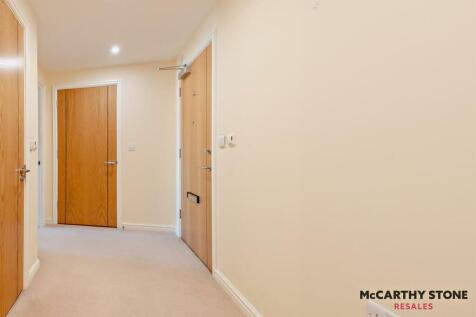8615840-interior02-800.jpg