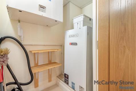 8665277-interior12.jpg