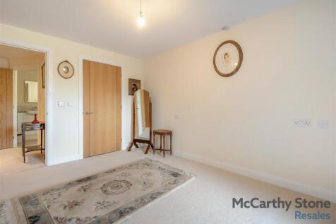 8665277-interior16.jpg
