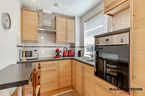 8620289-interior05-800.JPG
