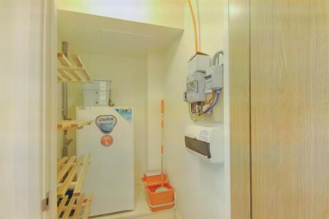 Store cupboard .JPG