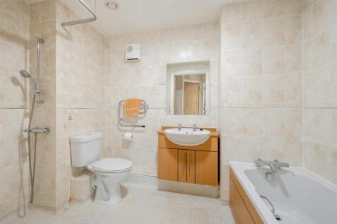 8663414-interior02.jpg