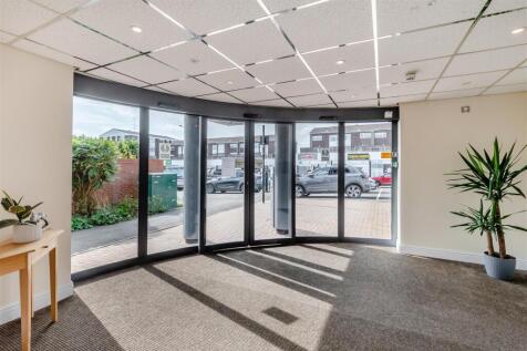 8663414-interior23.jpg