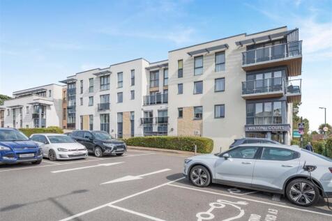 8663414-exterior12.jpg