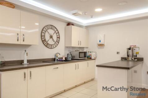 8648832-interior08.jpg