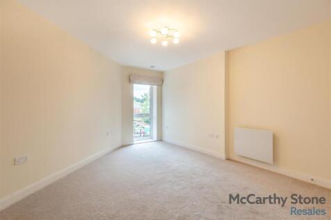 8648832-interior18.jpg