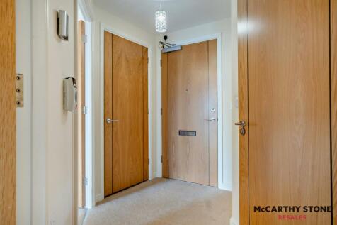8622782-interior16-800.jpg