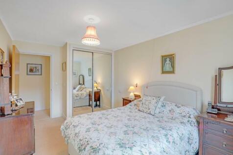 14-96daCT_MCS_Flat 40 Jenner Court_53-small.jpg