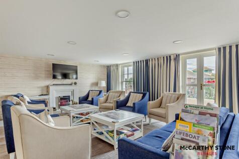 Homeowners Lounge