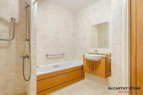 8618395-interior12.jpg