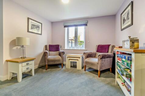 Homeowners Lounge