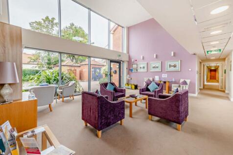 Homeowners Lounge