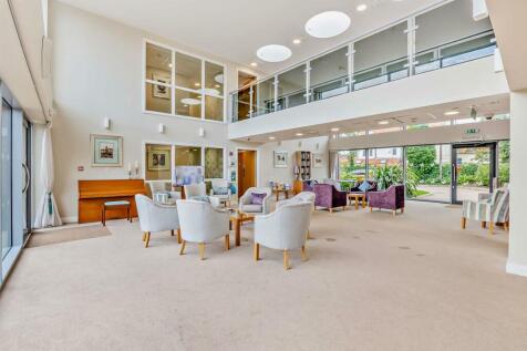 Homeowners Lounge