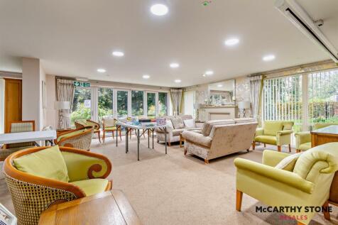 Homeowners Lounge