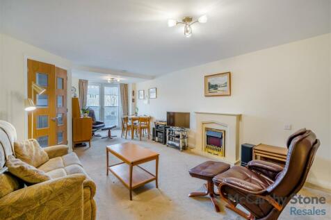 8628269-interior01.jpg