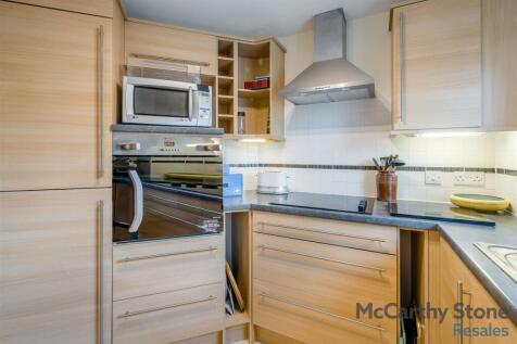 8628269-interior07.jpg