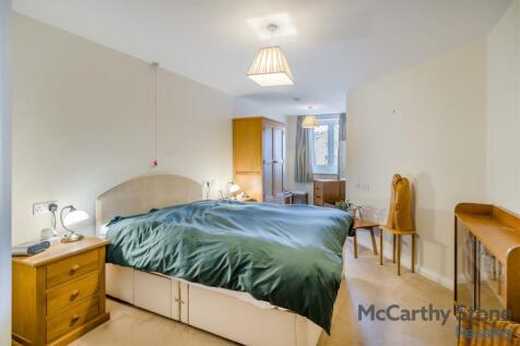 8628269-interior10.jpg