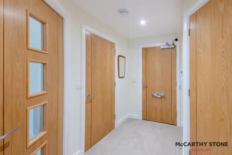 8628691-interior09.jpg