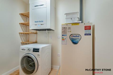 8606937-interior02-800.jpg