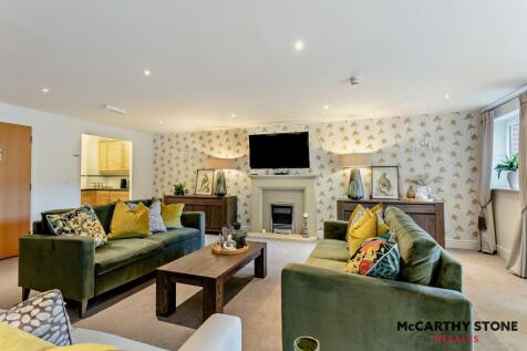 Homeowners Lounge