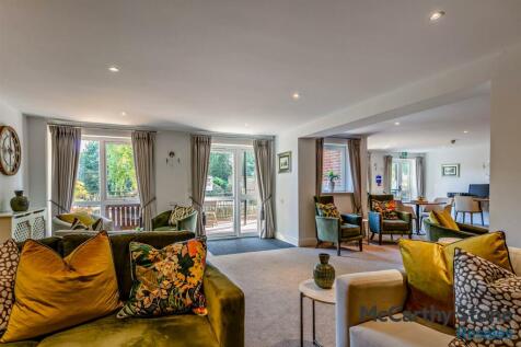 Homeowners Lounge