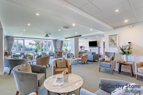Homeowners Lounge