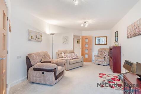 8631092-interior04.jpg