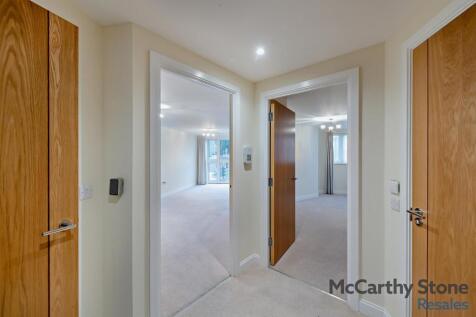 Entrance Hall:
