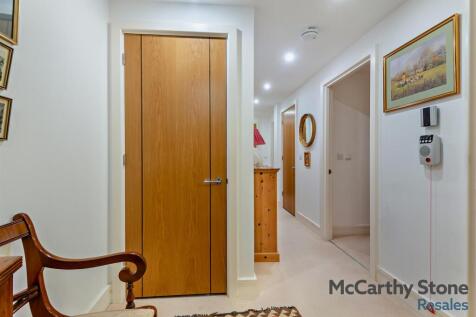 8634005-interior01-800.jpg