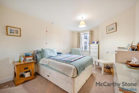 8632528-interior16.jpg