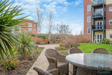 8634585-exterior13.jpg