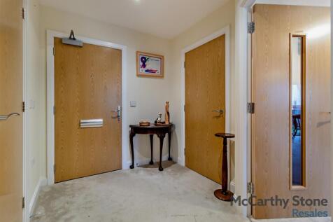 8633739-interior10-800.jpg
