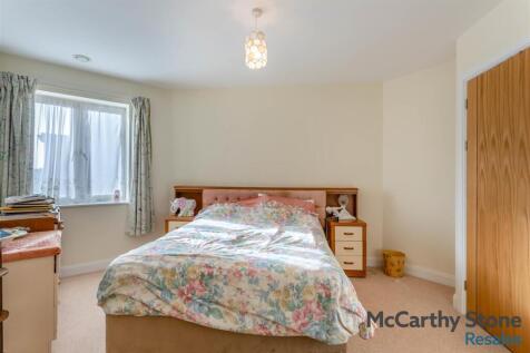 8634307-interior01.jpg