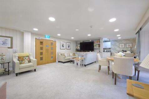 8538943-interior39.JPG