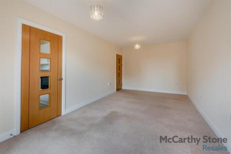 8650803-interior16.jpg