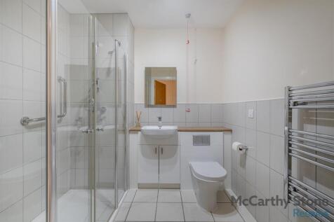 8650803-interior25.jpg