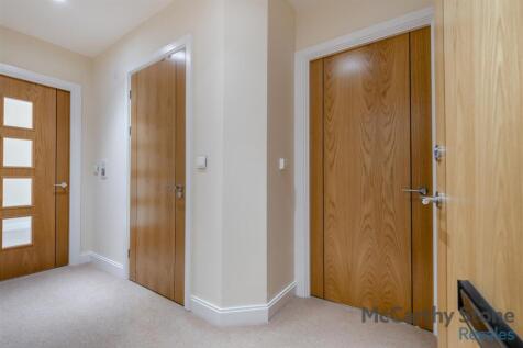 8650803-interior29.jpg