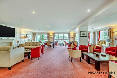 Homeowners Lounge