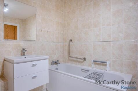 8633915-interior15.jpg