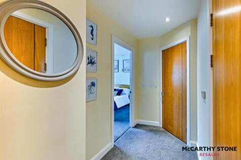8589435-interior01-800.jpg