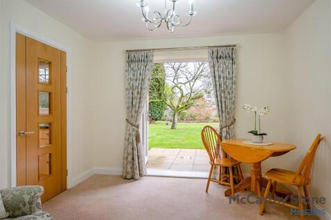 8635004-interior12.jpg