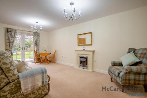 8635004-interior10.jpg