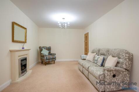 8635004-interior30.jpg